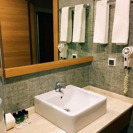 Namaste Hotel 2*