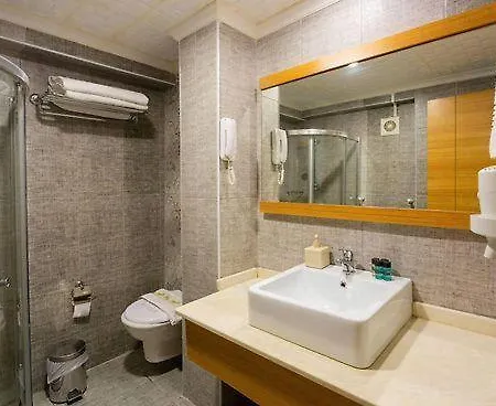 Otel Namaste 2*